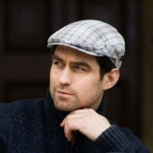 Vintage Linen Scaly Cap Gray Plaided Celtic Clothing Company New in bag